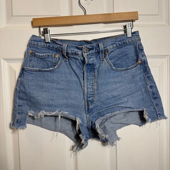 Levi's 501 High Waisted Shorts - Picture 1 of 5